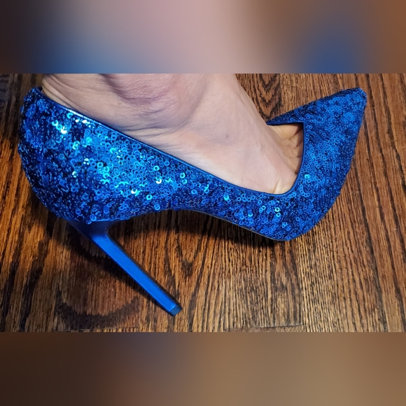 NWT Saint Laurent Blue Sequin Womens Pumps - Size 38 (US 8) NWT - Picture 2 of 16